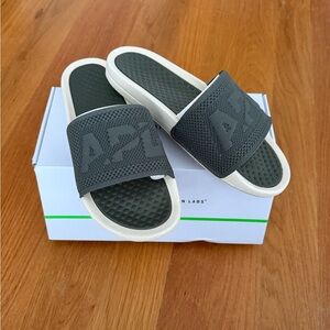 APL New in Box Mens Olive Green  Slide Sandals size 9